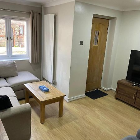 Ferienwohnung Rainbow Quays London Exterior foto